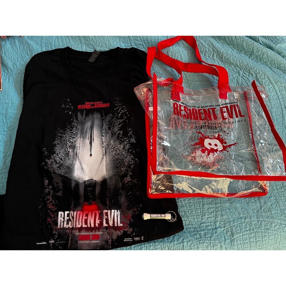 RESIDENT EVIL MOVIE Bag Shirt Flashlight Comic-Con Discord Event Promo SDCC New